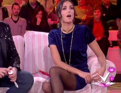 Caterina Balivo in Collant Neri: un video strepitoso